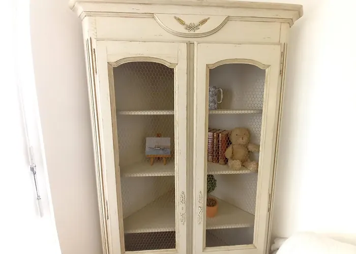 - Maison Mitoyenne En Centre-ville - Centre Et Port A Proximite * La Tremblade